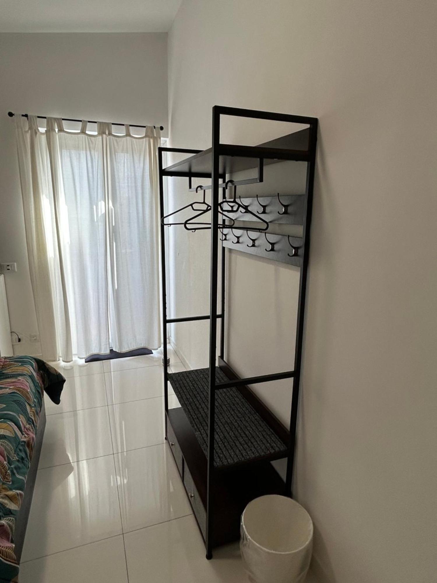 Bed and Breakfast The House Fiera Di Roma Aeroporto Fiumicino Ponte Galeria Zewnętrze zdjęcie